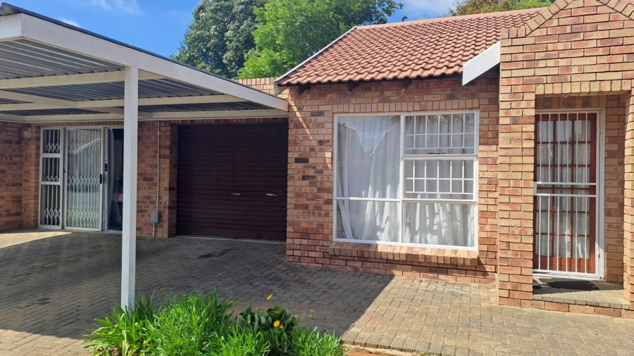 3 Bedroom Property for Sale in Universitas Free State